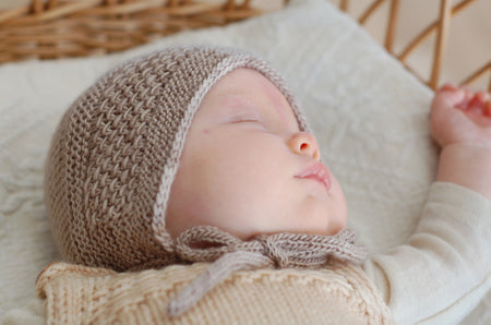 "Entrechat Bonnet-Fingering Weight" Pattern