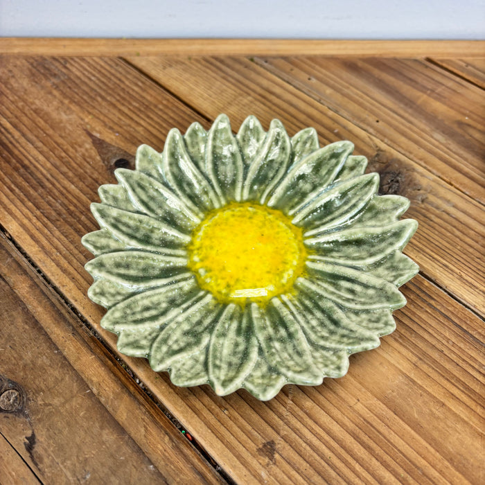 Flower Shaped Plate - 6 Colors
