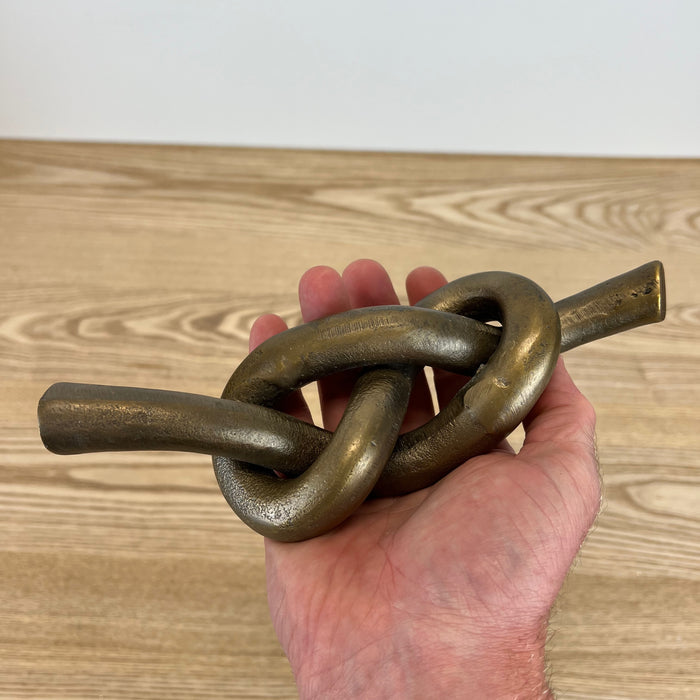 Gold Knot