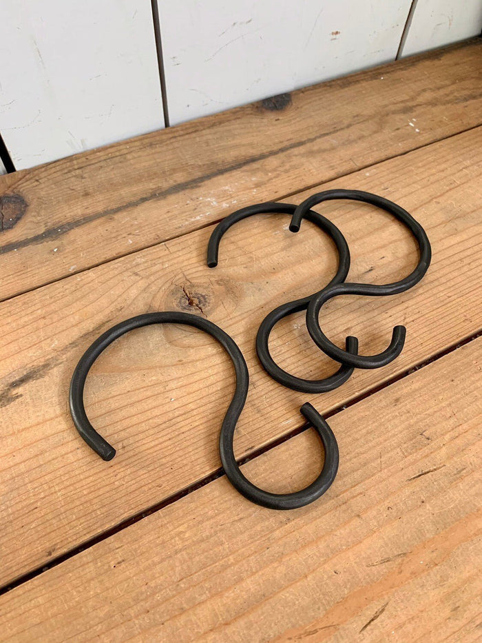 Iron S-Hook