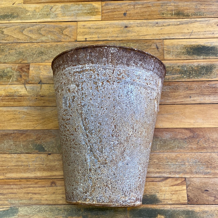 LARGE HANGING WALL PLANTER