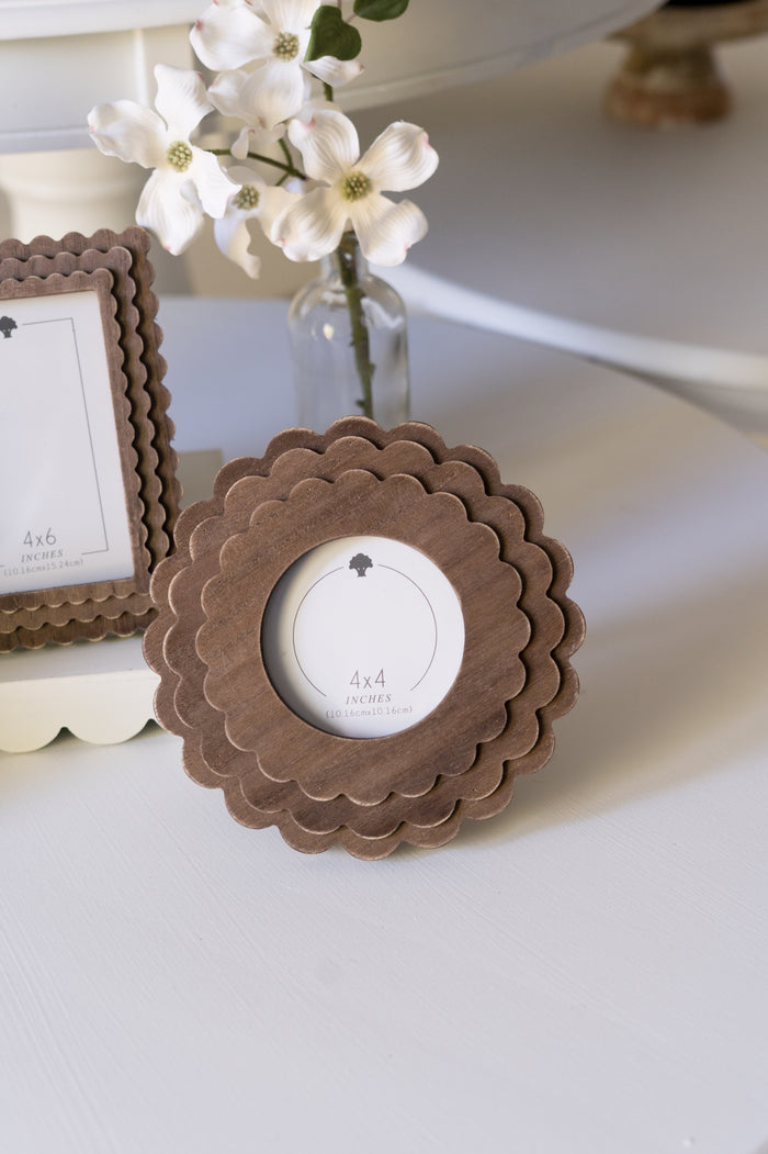 Wood Scallop Photo Frame, 4 sizes, 5 colors